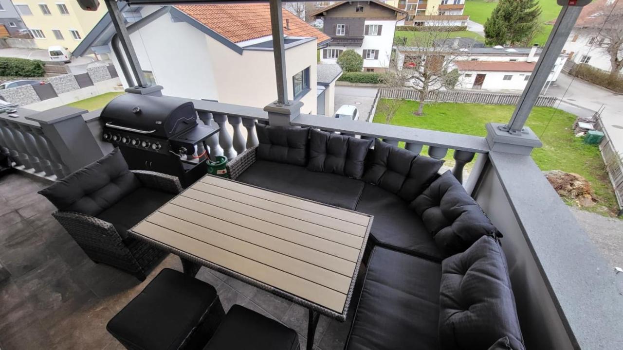 Penthouse-Feeling Mabea Appartement Innsbruck Buitenkant foto